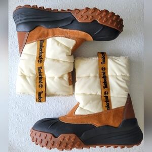 Timberland winter boot women's sz 9 nwot